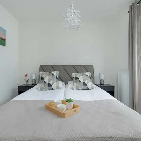 Modern Lux With Balcony By Renters Prestige * Wieliczka